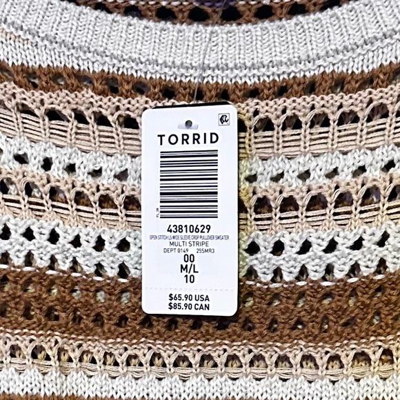 BOGO NWT Torrid Wide Sleeve Crop Pullover - Picture 3 of 5